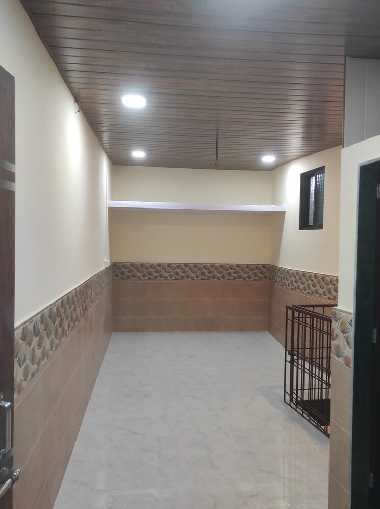 Room, andheri east 1 RK 300 Sq.Ft. Apartment In Andheri East Mumbai 9028067