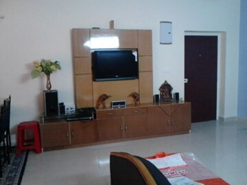 Furnished Amenities in 3 BHK Apartment at Shristi Nagar – for Rent