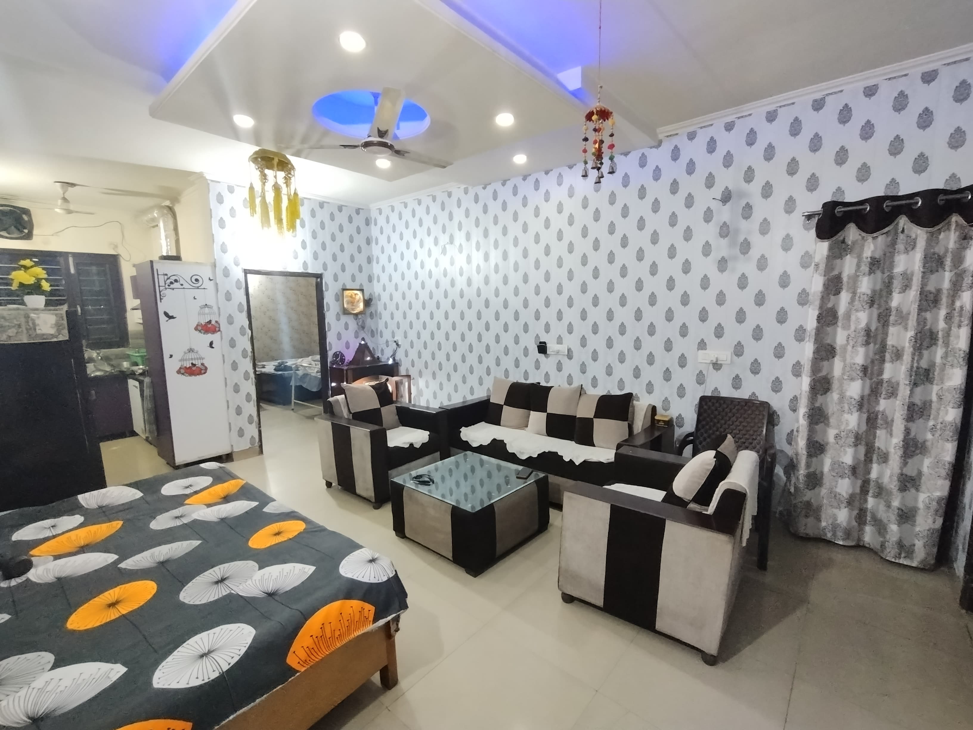 3 BHK + Pooja Room Apartment For Sale in Guru Nanak Enclave