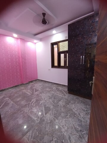 1 BHK Builder Floor For Rent in Pitampura