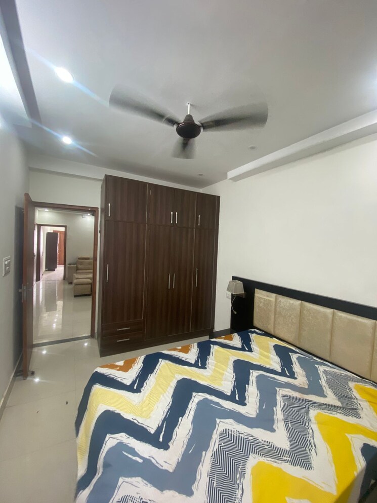 Bedroom, pir machalla 3 Bedroom 150 Sq.Yd. Apartment In Pir Machalla Zirakpur 9028116
