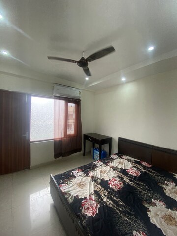 Bedroom in 3 BHK Apartment at Pir Machalla – for Rent