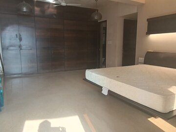 Furnished Amenities in 2 BHK Apartment at Lokhandwala Residency, Worli – for Rent