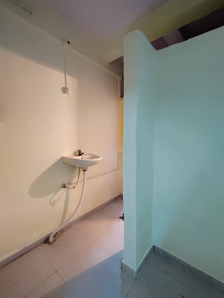 Bathroom, hari-om-pooja 1 RK 405 Sq.Ft. Apartment In Dombivli West Thane 9028129
