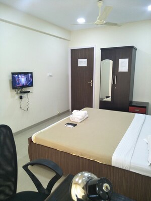 Bedroom in 3 BHK Apartment at Neumec Chandelier Court, Worli – for Sale