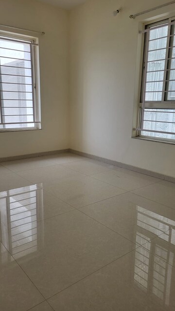 Room in 2 BHK Apartment at Rohan Seher, Baner – for Rent