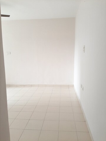 Room in 3 BHK Apartment at Belle Vista Apartments, Cbd Belapur Sector 15 – for Sale