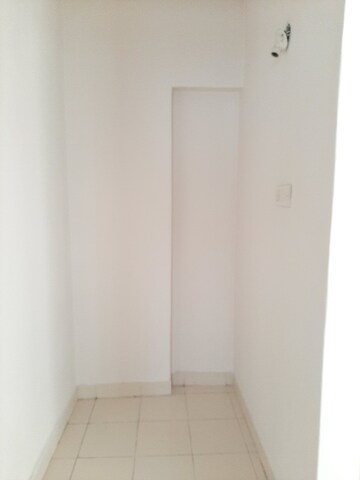 Room in 3 BHK Apartment at Belle Vista Apartments, Cbd Belapur Sector 15 – for Sale