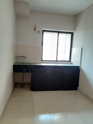 Room in 3 BHK Apartment at Belle Vista Apartments, Cbd Belapur Sector 15 – for Sale