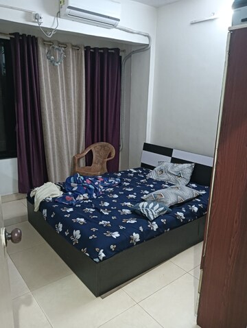 Bedroom in 1 BHK Apartment at Shah Complex 3, Sanpada – for Rent