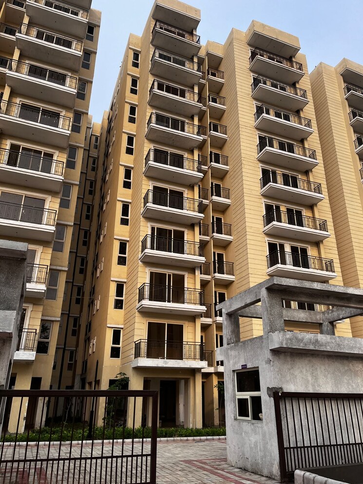 Exterior View, mrg-the-meridian 2.5 Bedroom 1000 Sq.Ft. Apartment In Sector 89 Gurgaon 9028208