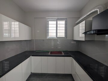 Kitchen in 1 BHK Builder Floor at Hsr Layout – for Rent