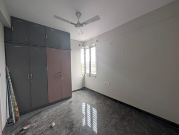 Room in 1 BHK Builder Floor at Hsr Layout – for Rent