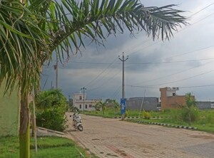  Plot For Sale in Sector 27