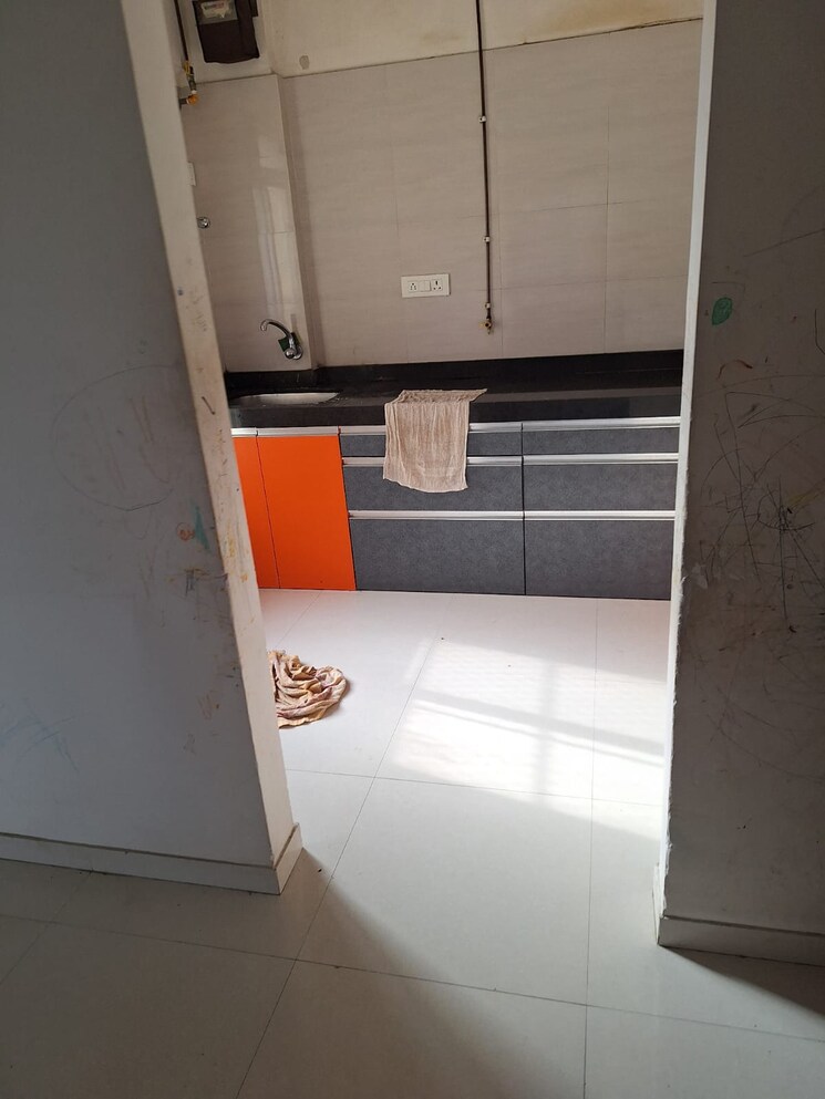 Bathroom, dipti-aryavarta 2.5 Bedroom 670 Sq.Ft. Apartment In Andheri East Mumbai 9028261
