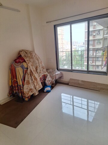 Living Room in 2.5 BHK Apartment at Dipti Aryavarta, Andheri East – for Rent