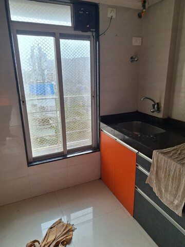 Bedroom in 2.5 BHK Apartment at Dipti Aryavarta, Andheri East – for Rent