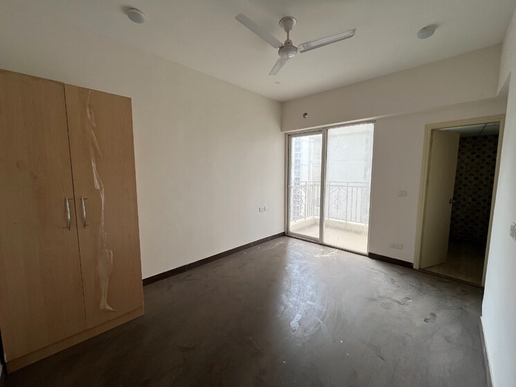 Room, mahagun-mantra-i 3 Bedroom 1400 Sq.Ft. Apartment In Sector 10 Greater Noida Greater Noida 9028258