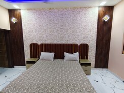 3 BHK + Pooja Room,Servant Room,Study Room,Extra Room Villa For Sale in Gomti Nagar