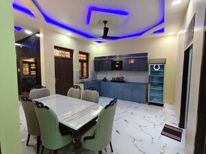 Team Area in 3 BHK Villa at Gomti Nagar – for Sale