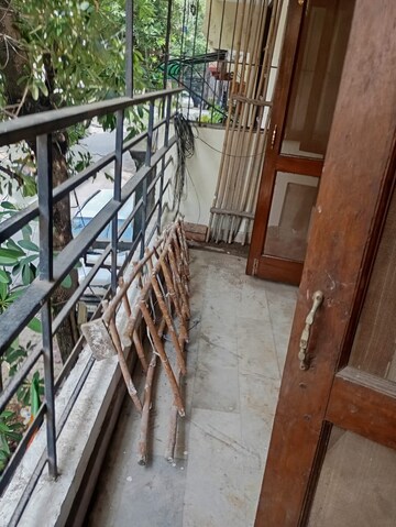 Balcony in 3 BHK Builder Floor at Chittaranjan Park – for Rent