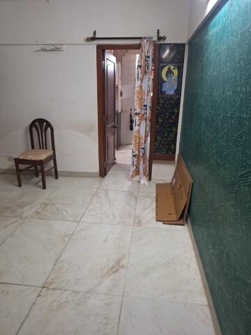 Building Lobby in 1 BHK Apartment at Manish Darshan Andheri, Andheri East – for Rent