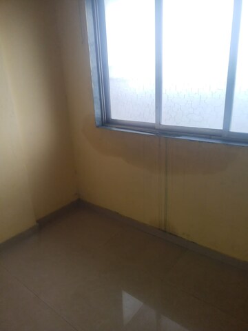 Room in 1 BHK Apartment at Swastik Park, Chembur – for Rent
