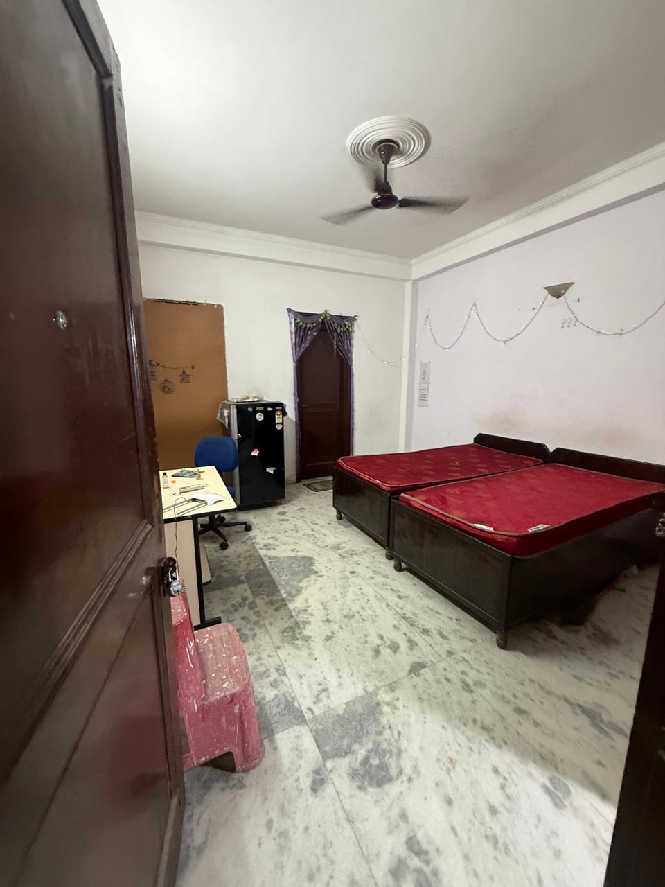 1 BHK Builder Floor For Rent in Kalkaji