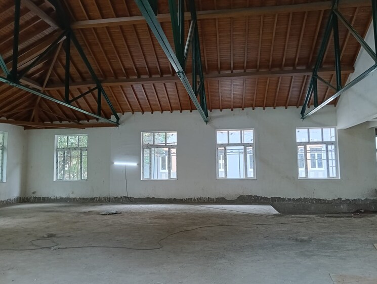 Exterior View, chembur-gaothan Commercial Warehouse 800 Sq.Yd. In Chembur Mumbai 9028289