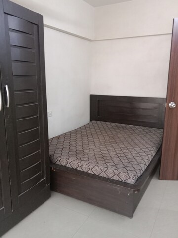 1 BHK Apartment For Rent in Ornate Galaxy, Naigaon East