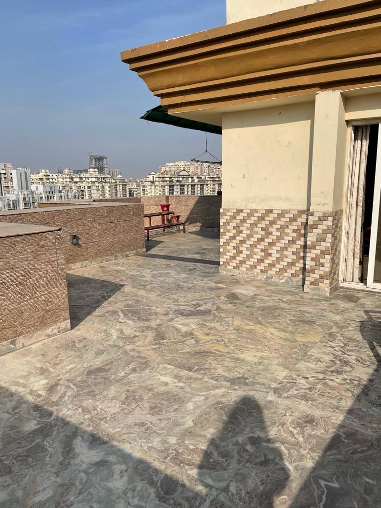 2 BHK Apartment For Sale in Wave City