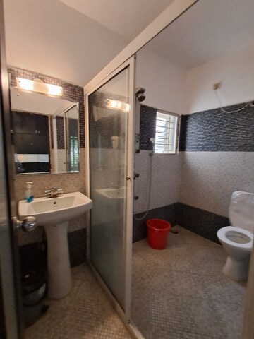 Furnished Amenities in 4 BHK Builder Floor at Sai Nivas Arekere, Arekere – for Rent