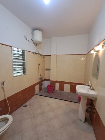 Team Area in 4 BHK Builder Floor at Sai Nivas Arekere, Arekere – for Rent