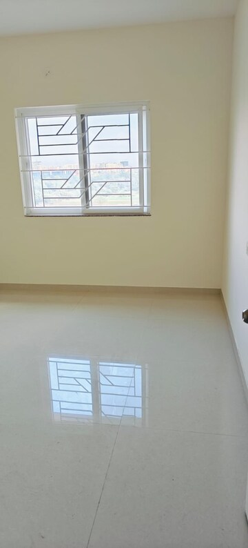 Room in 3 BHK Apartment at Dream Metropark County, Balewadi – for Rent