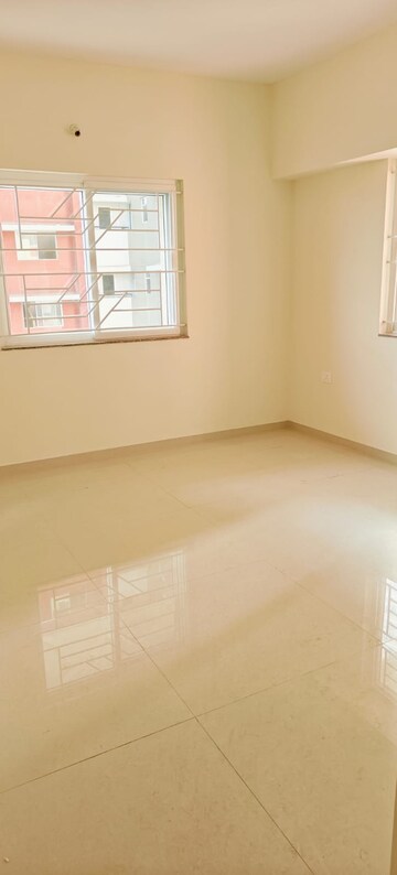 Room in 3 BHK Apartment at Dream Metropark County, Balewadi – for Rent