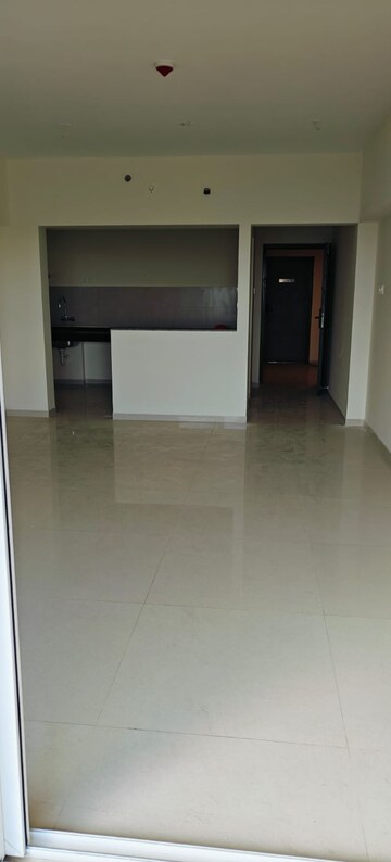 Room in 3 BHK Apartment at Dream Metropark County, Balewadi – for Rent