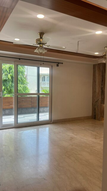 Living Room in 6+ BHK Builder Floor at Defence Colony – for Sale