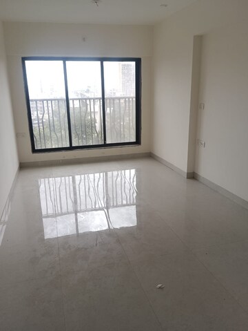 Room in 1 BHK Apartment at Chandak 34 Park Estate, Goregaon West – for Sale