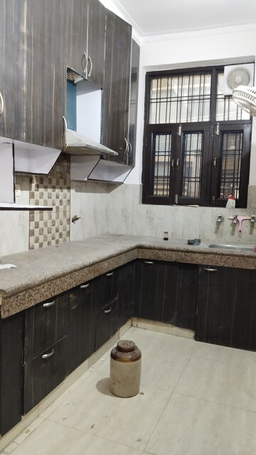 Kitchen in 2 BHK Independent House at Sector 45 – for Rent
