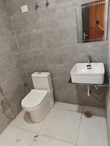 Bathroom in 3 BHK Apartment at Mansarovar Extension – for Rent