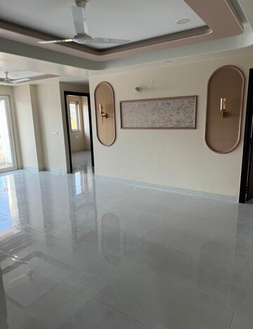 Living Room in 3 BHK Apartment at Mansarovar Extension – for Rent