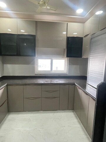 Kitchen in 4 BHK Apartment at Mansarovar Extension – for Rent