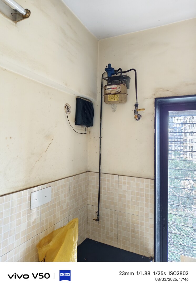 Room, lalani-residency 2 Bedroom 680 Sq.Ft. Apartment In Kavesar Thane 9028368