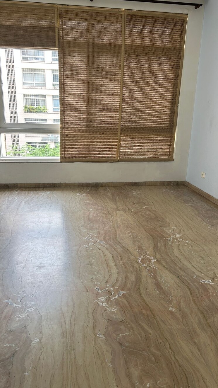 Room, silverglades-the-ivy 5 Bedroom 3950 Sq.Ft. Apartment In Sector 28 Gurgaon 9028365