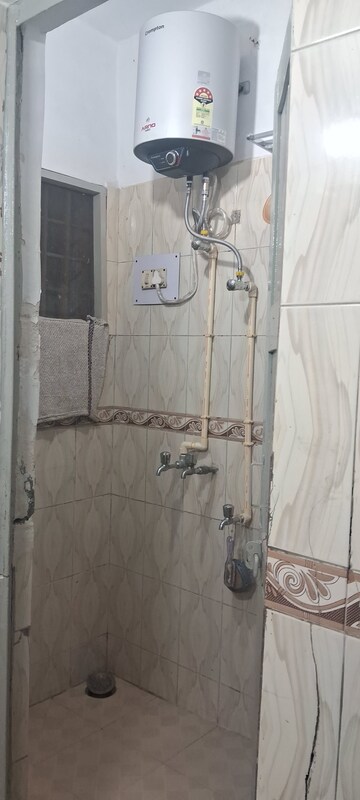 Bathroom in 2 BHK Apartment at Sarita Vihar – for Rent