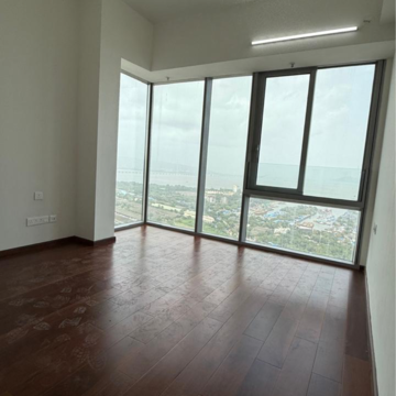 Room in 2 BHK Apartment at Piramal Mahalaxmi, Arthur rd – for Rent