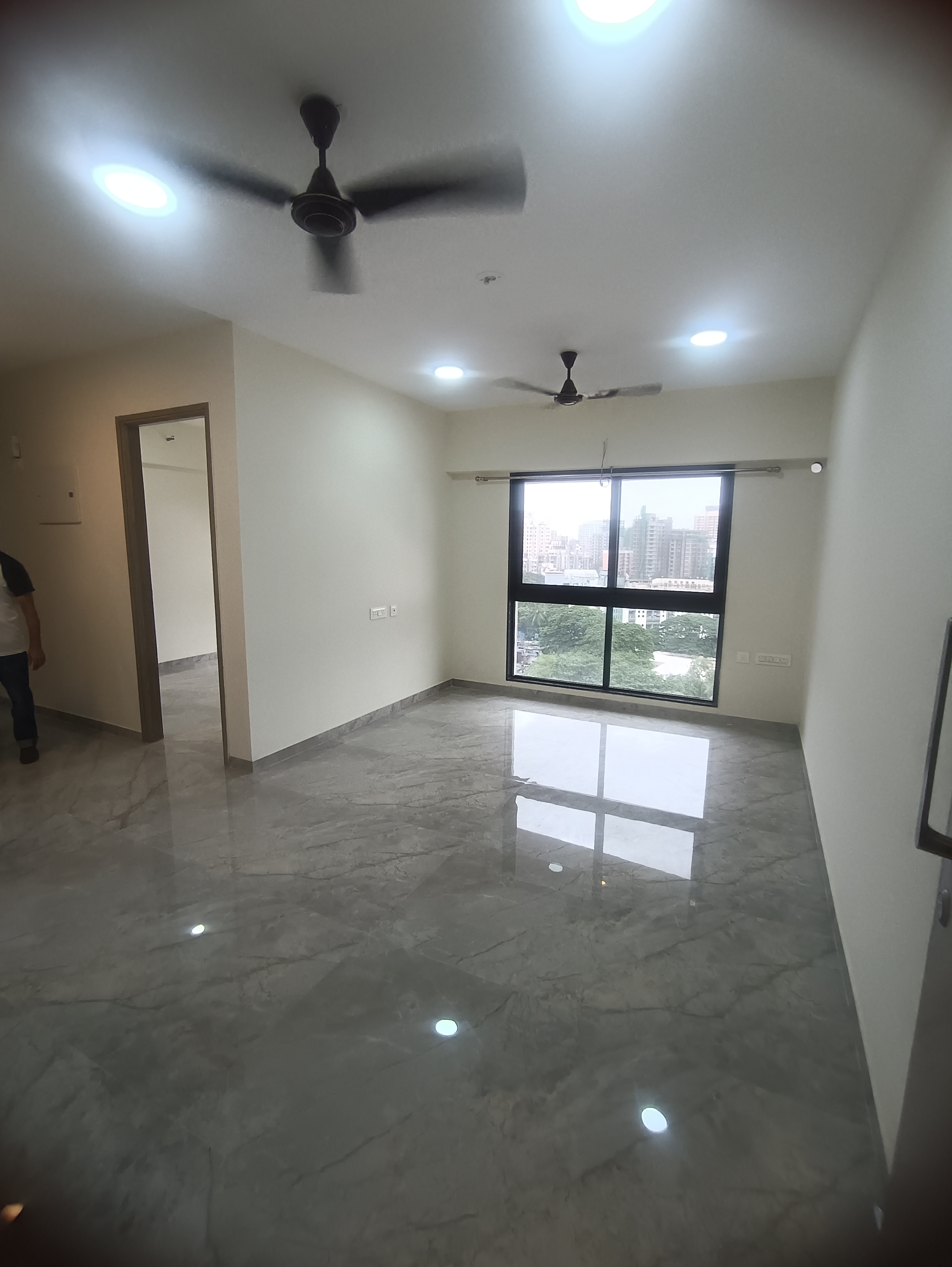 2 BHK Apartment For Rent in Ajmera Boulevard