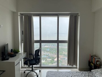 Room in 3 BHK Apartment at Andheri West – for Rent