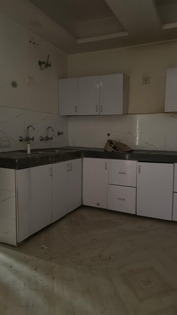 Kitchen in 3 BHK Builder Floor at Palam Vihar Residents Association, Palam Vihar – for Rent