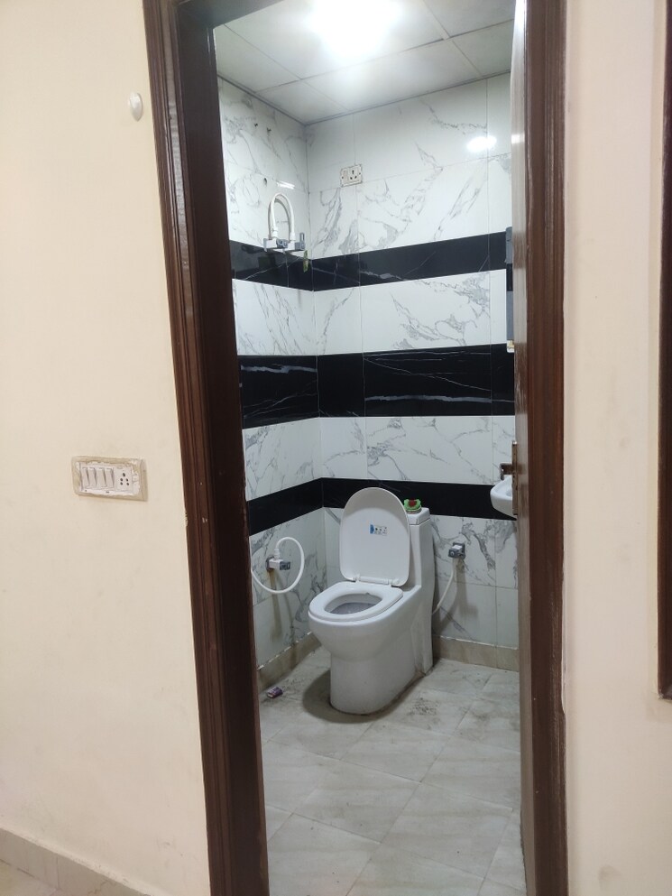 Other, sector 45 3 Bedroom 1650 Sq.Ft. Independent House In Sector 45 Noida 9028430